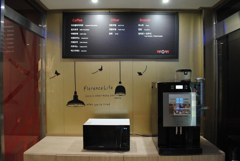 Pohang Wow Motel Екстер'єр фото